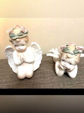 Vintage Set of 2 Porcelain Angel Figurines w/ Floral Head Wreaths